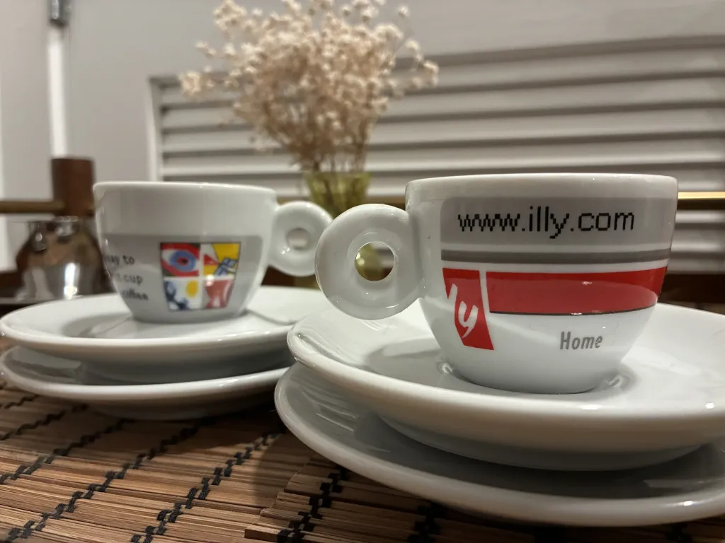 Photo 1 of Illy Espresso Cups