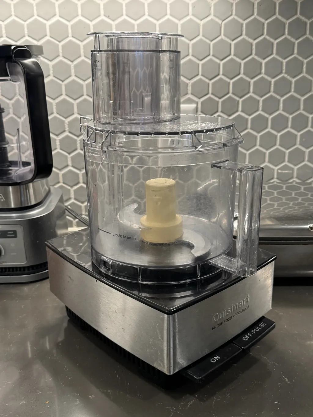 Photo 2 of Cuisinart 14c food processor